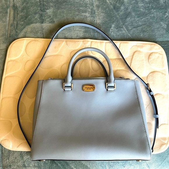 MICHAEL Michael Kors Handbags - Tote/Cross Body Michael Kors Purse